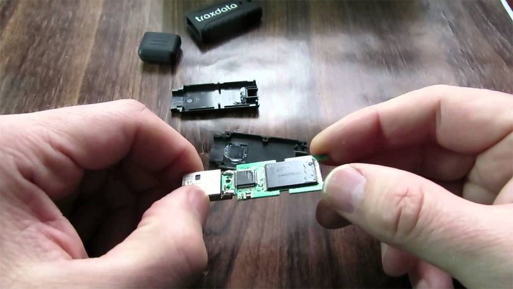 Розбирання USB-флешки
