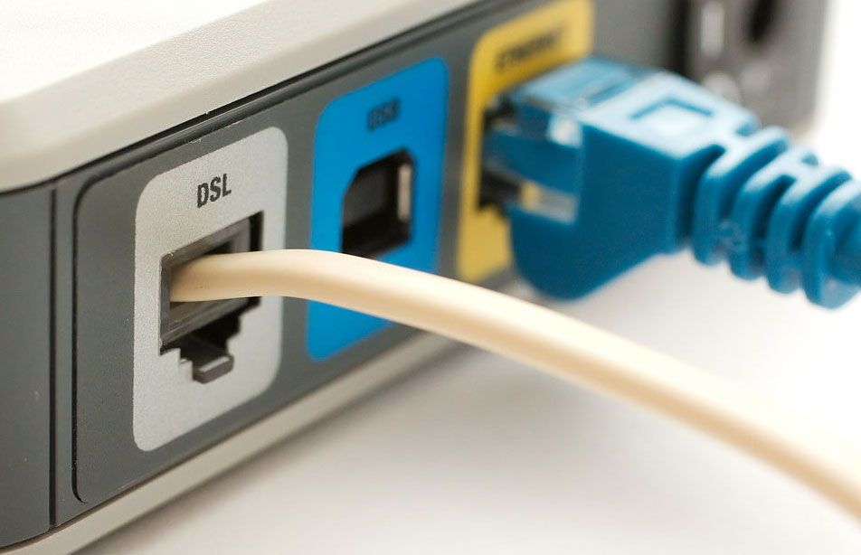 Порт для підключення телефонного ADSL-кабелю