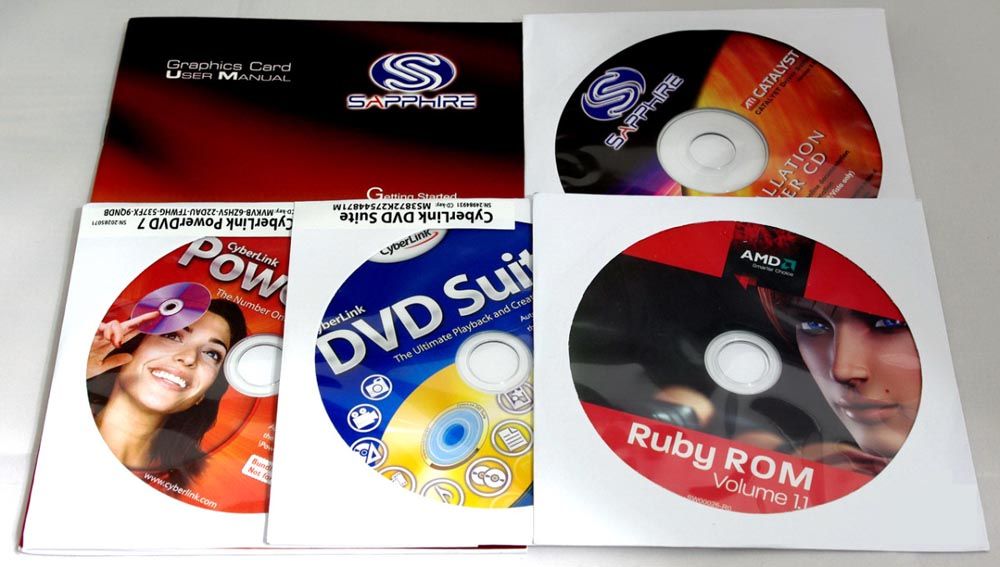 CD-диск з програмним забезпеченням керма і педалей